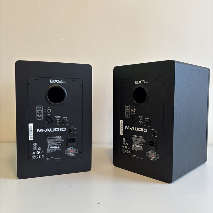 Monitory studyjne m audio bx8 d3 plus statywy