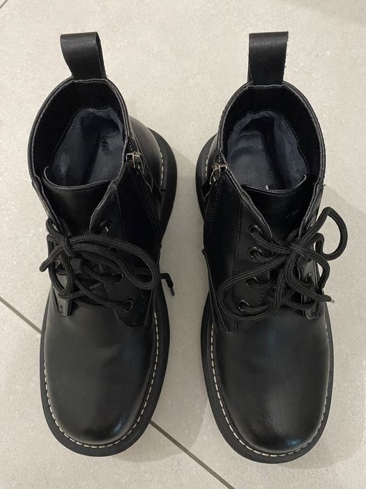 Демісезонні шкіряні чоботи, взуття 37/38 розмір