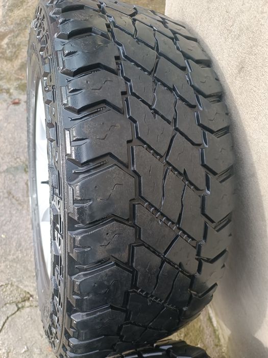 Jantes 17 Bmw com pneus usados para todo o terreno para despachar