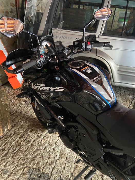Moto Kawasaki 2021