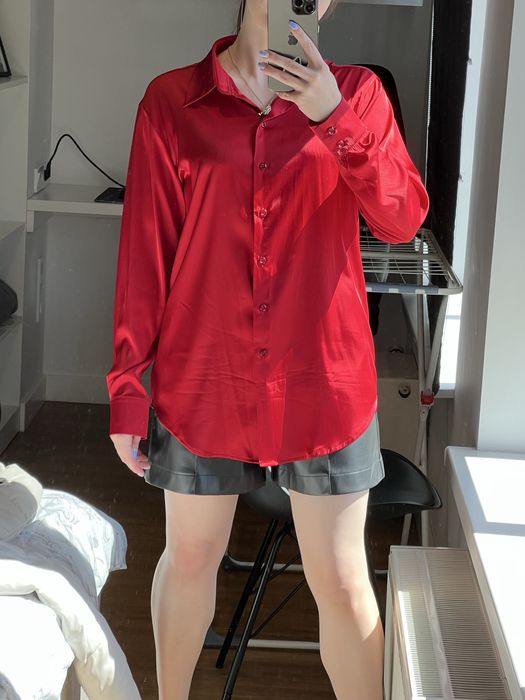 Червона атласна сорочка. Оверсайз. Розмір S