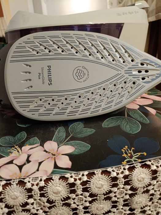 Stacja parowa Philips PSG6064/80 2400 W