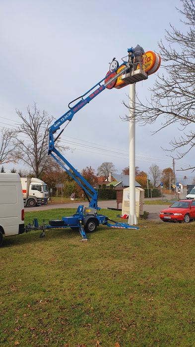 Wynajem podnośnika koszowego na przyczepie