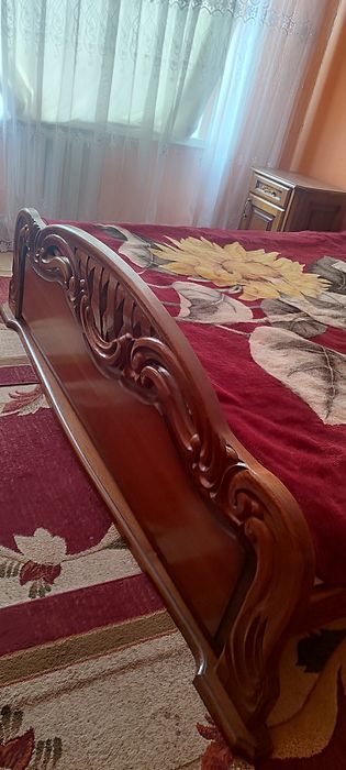 Дубовий набір спальні