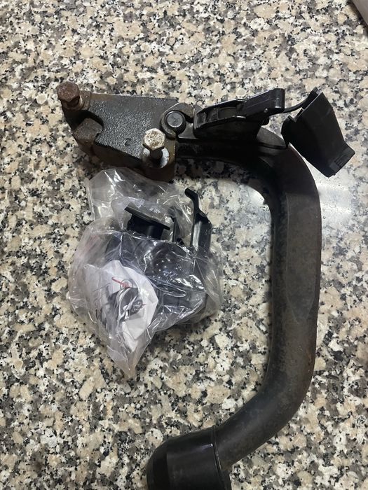 Vendo gancho reboque sem barra