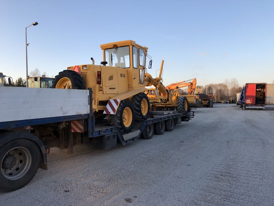 Transpoty Ciagnikow siodłowych koparek maszyn rolniczych