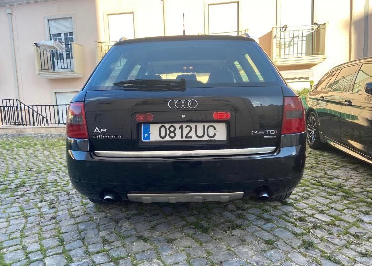 Prof.Universitário vende carrinha Audi A6 2.5 TDi V6 Allroad impecável