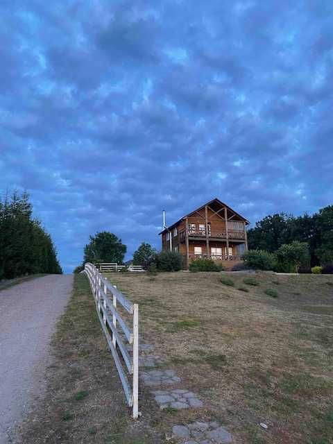 Сдам дом  93 м2, два этажа,  уикенд, с.Жовтневое (Зелений Яр) Киевская