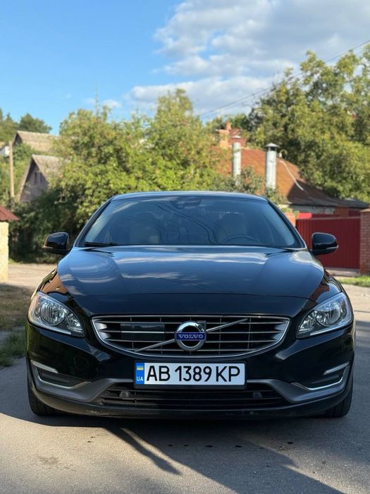 Volvo s60 2013 рік