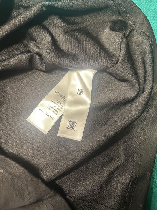 футболка Givenchy