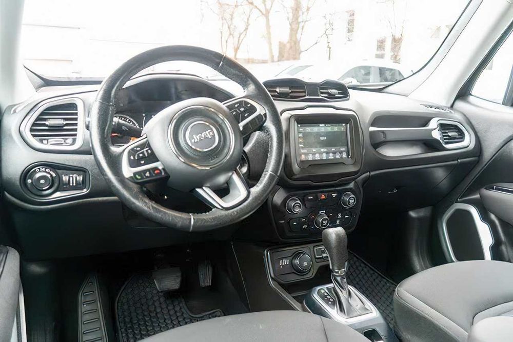 Jeep Renegade      2020