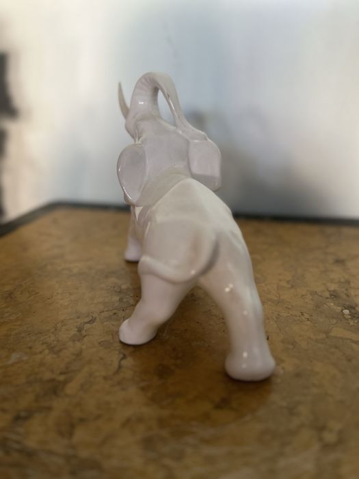 Estatueta decorativa