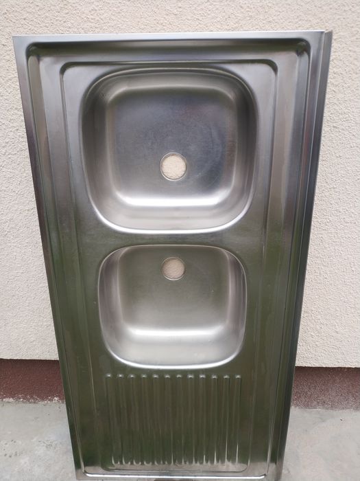 Zlewozmywak trzykomorowy