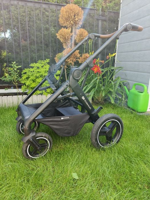 Wózek Kinderkraft B-Tour Pro 3w1