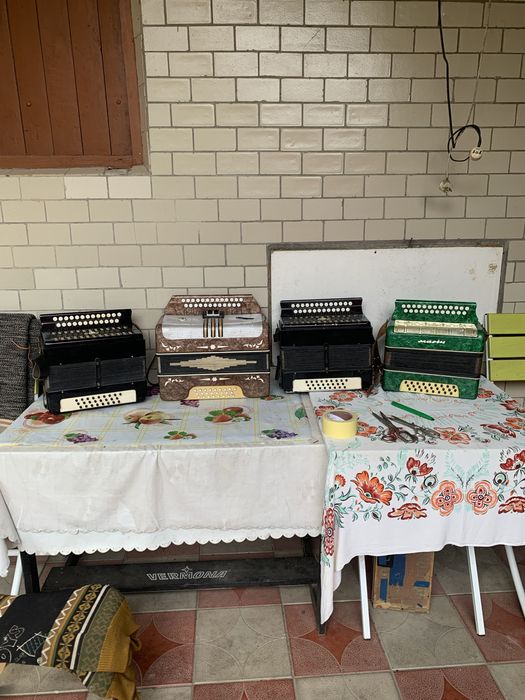 Продам інструмент музичний