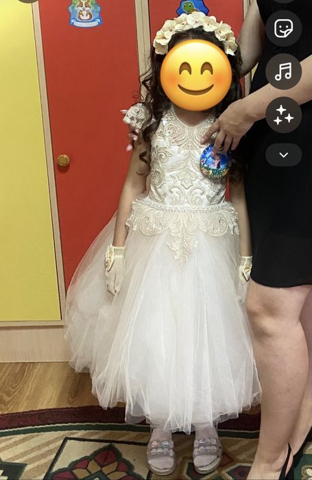 Плаття на випускний в садочок