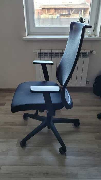 Fotel biurowy - stan bardzo dobry