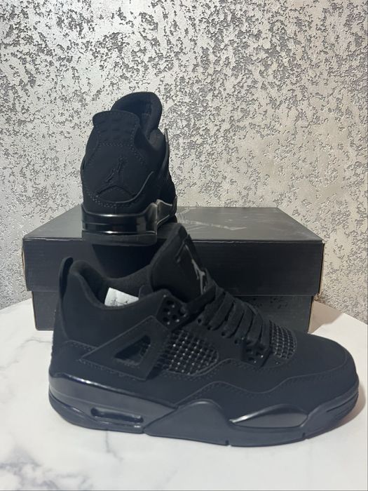 Nike Jordan 4 Black Cat 39