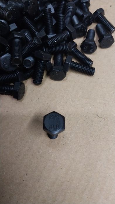 Болт М8х40, М6х20