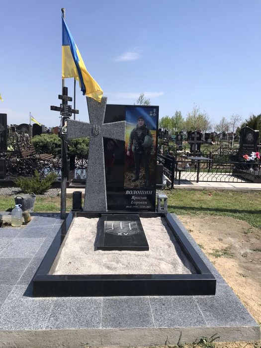 Виготовлення та встановлення гранітних пам'ятників будь-якої складност