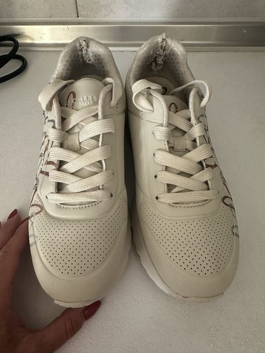 Кросівки skechers кросовки
