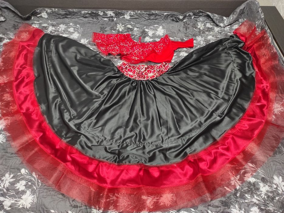 Продам костюм для танців- 1800 грн