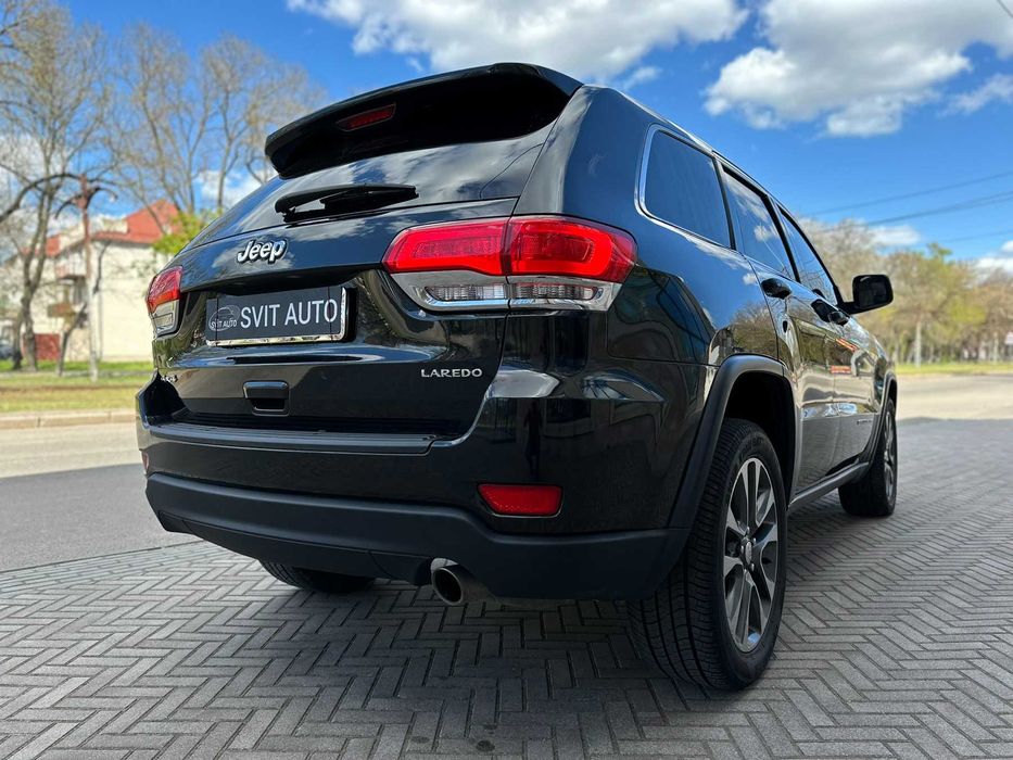 Продам шикарний автомобіль JEEP GRAND CHEROKEE 2015 р. 3.6 бензин