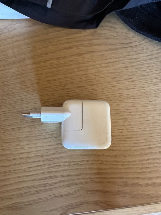 Блок живлення apple