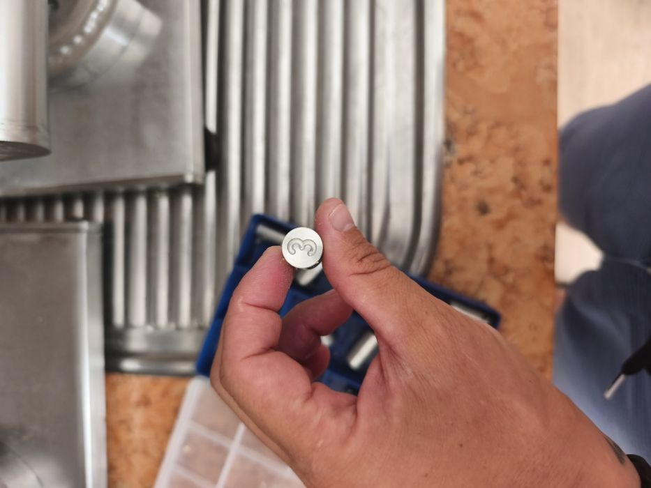 Máquina de fazer empanadas industrial com molde e identificador
