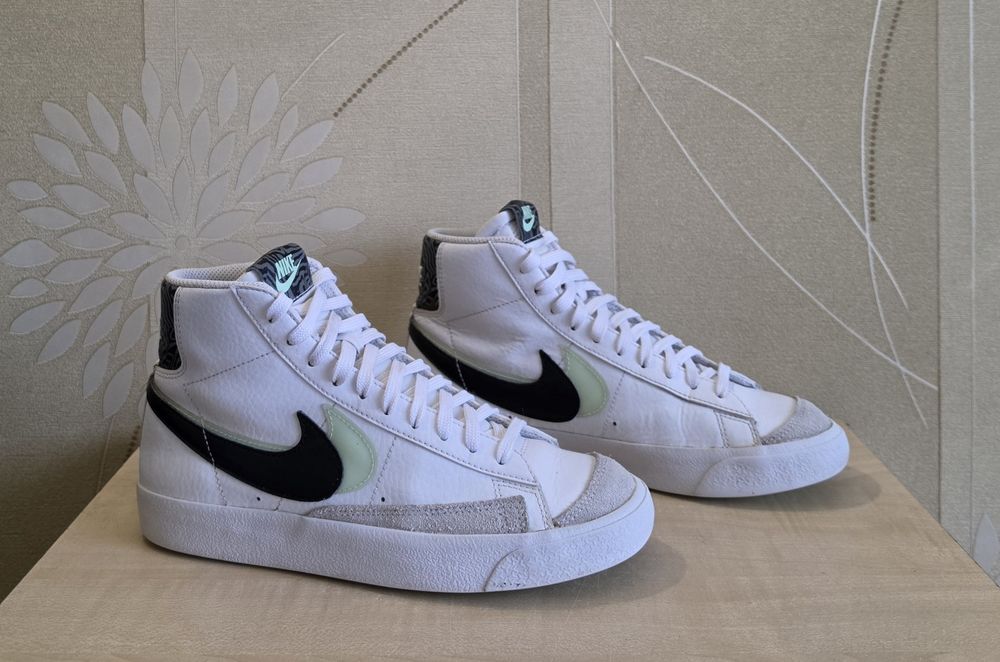 Кросівки кеди Nike Blazer Mid 77 оригінал р.38.5