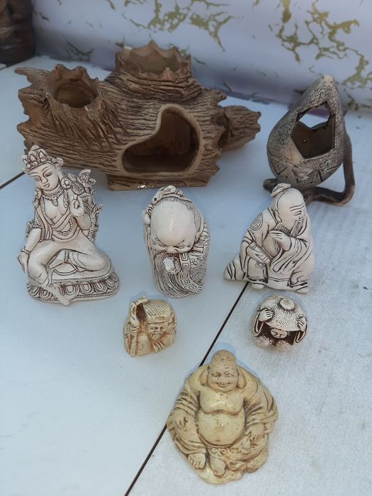 Продам аквариум и декоративные принадлежности