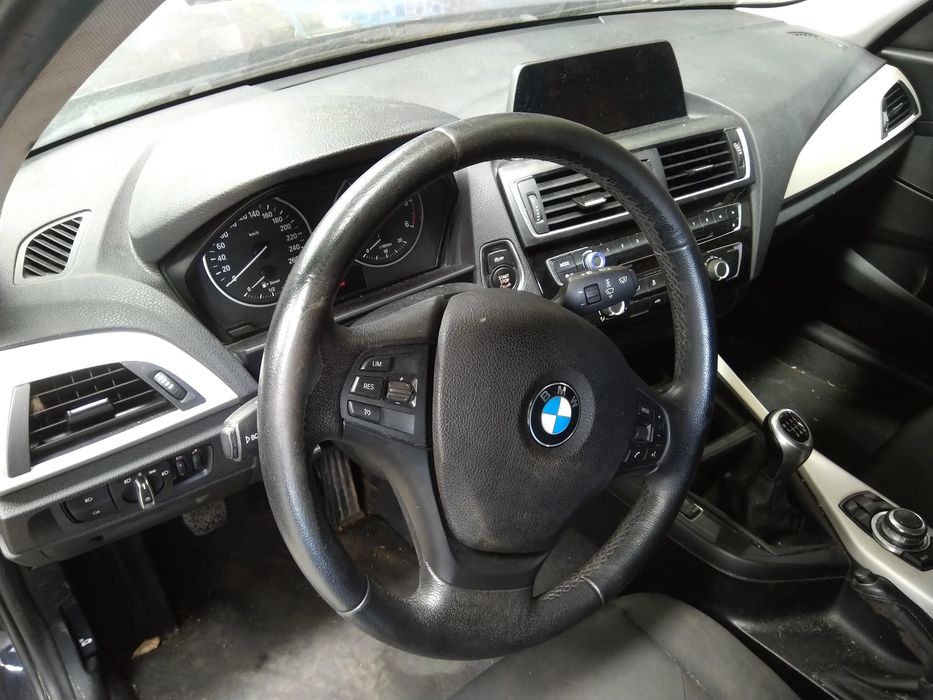 BMW 1 - 2016 - Para Peças