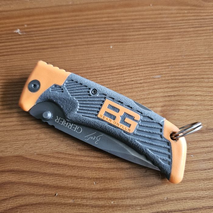 Noz skladany  GERBER Bear Grylls SCOUT