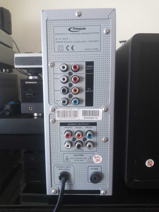 Colunas 5.1 + amplificador.