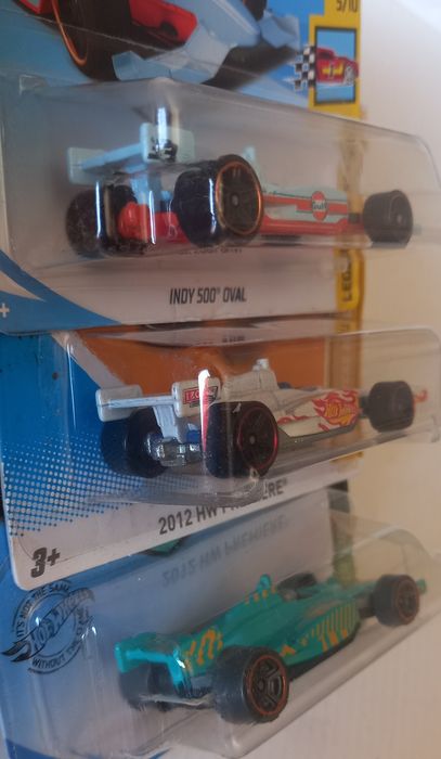 Conj 3 hot wheels Indy 500 oval