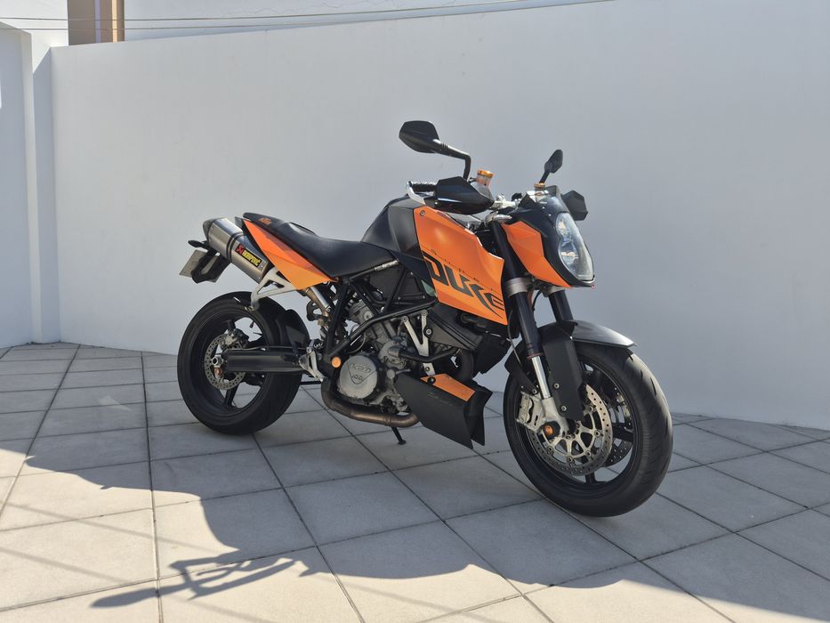KTM SuperDuke 990 de 2009 c/ 17.000km
