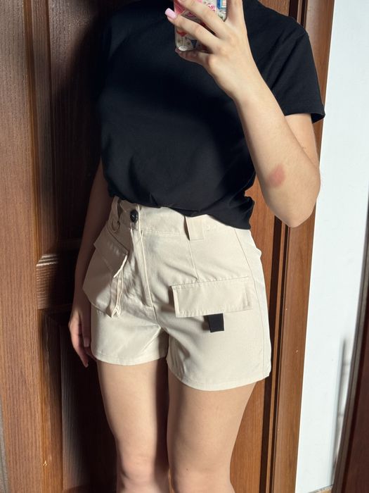 Шорти Prettylittlething