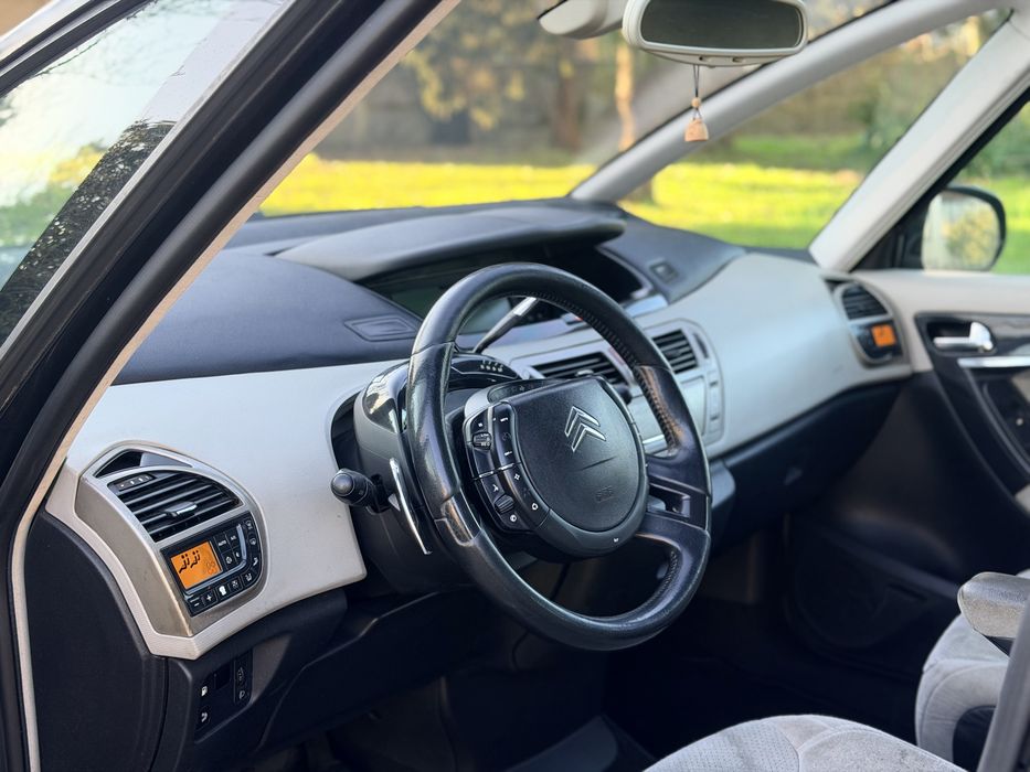 Citroën C4 Grand Picasso Automática | 7 Lugares