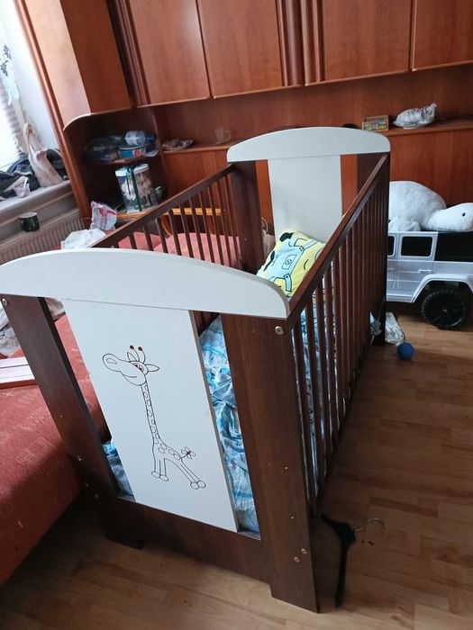 wyprawka dla dziecka cala 300zl  tanio ubranek kombinezony spiworki