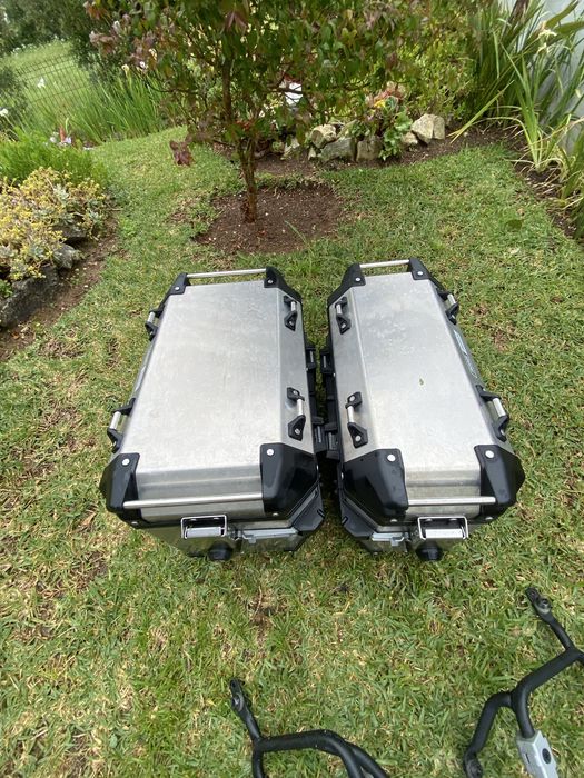 Malas givi trekker outback com apoios e rack preco negociavel
