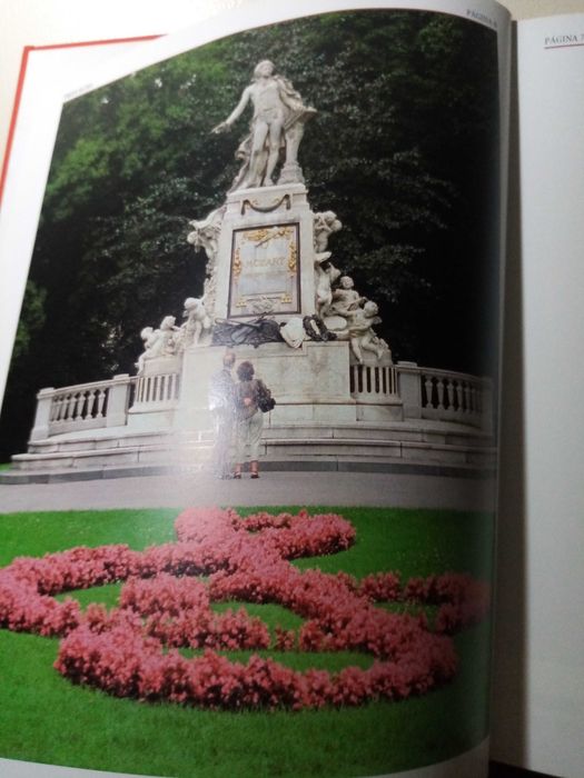 Wolfgang Amadeus MOZART - Crónica em Imagens