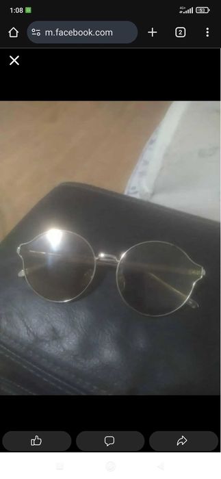 Óculos da MNG usados