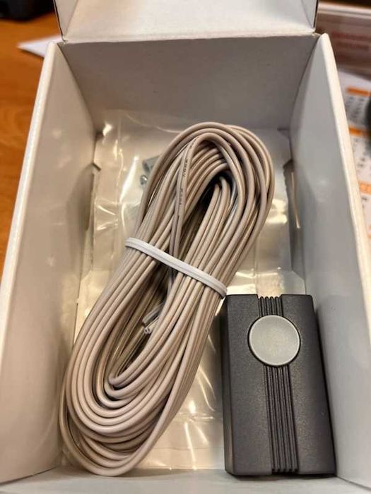 Hörmann 436084 – Przycisk wewnętrzny IT1 do sterowania bramą