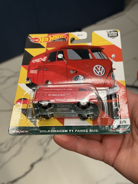 Hot Wheels Premium Volkswagen T1 Panel Bus Porsche Deutschland Design