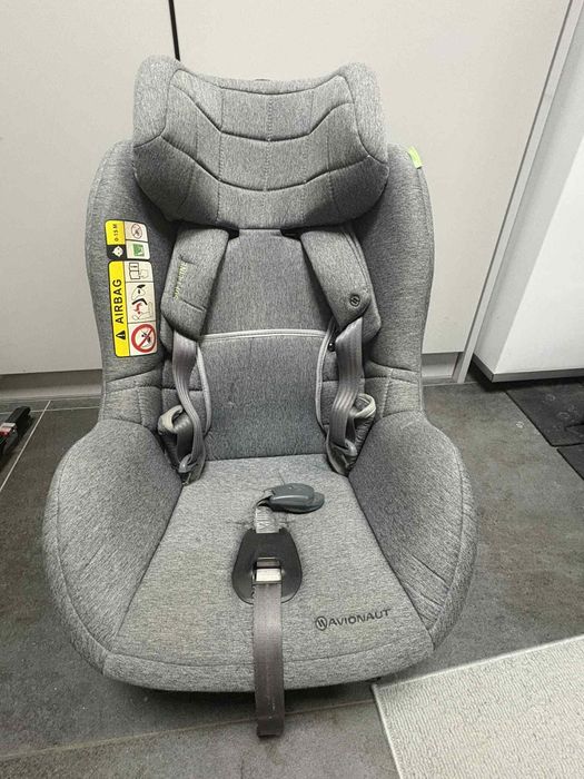 Foteliki samochodowe