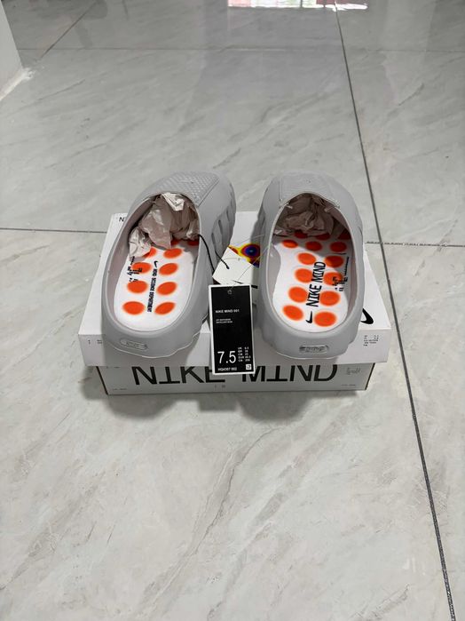 Nike mind 001 R.42