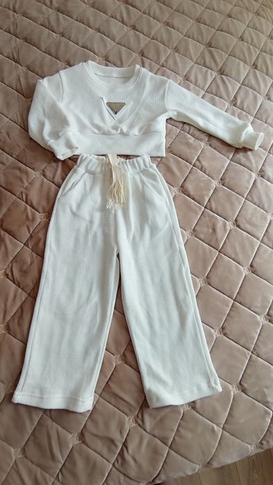 Дитячий костюм 120 ріст