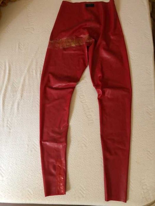Czerwone Legginsy 100% Latex