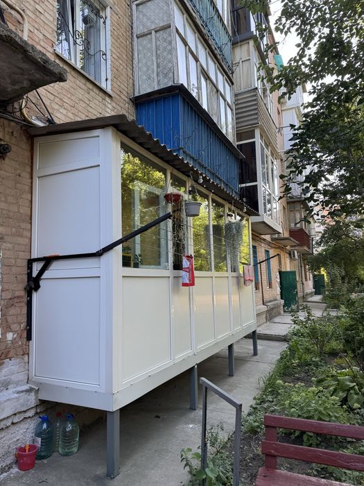 Продаж 2 кім квартири на Е. Тельнова
