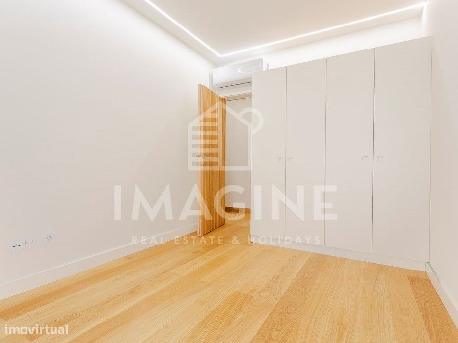 Apartamento T3 , na Avenida dos Combatentes